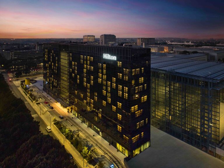 Hilton Rome Eur La Lama inaugura LamArte